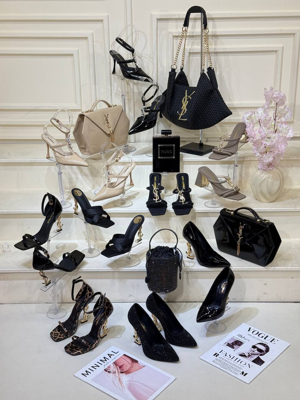 کفش پاشنه دار