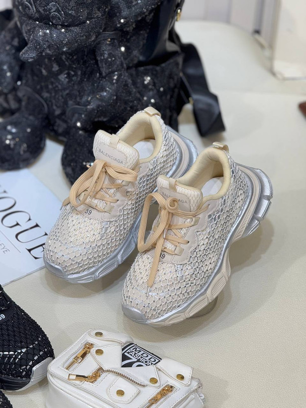 1354 کتونی زنانه رویه توری فول نگین بالنسیاگا balenciaga