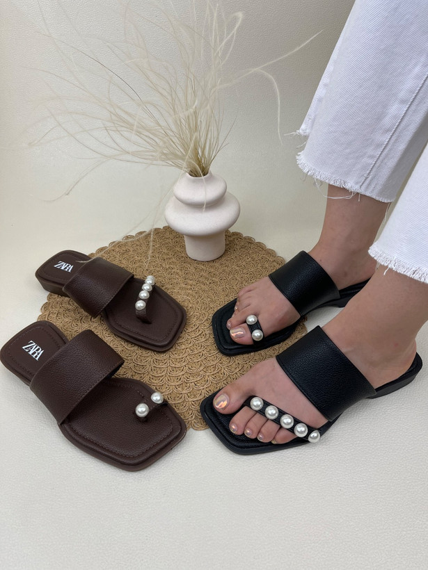 صندل زنانه زارا انگشتی رویه مرواریدی ZARA کد 1558