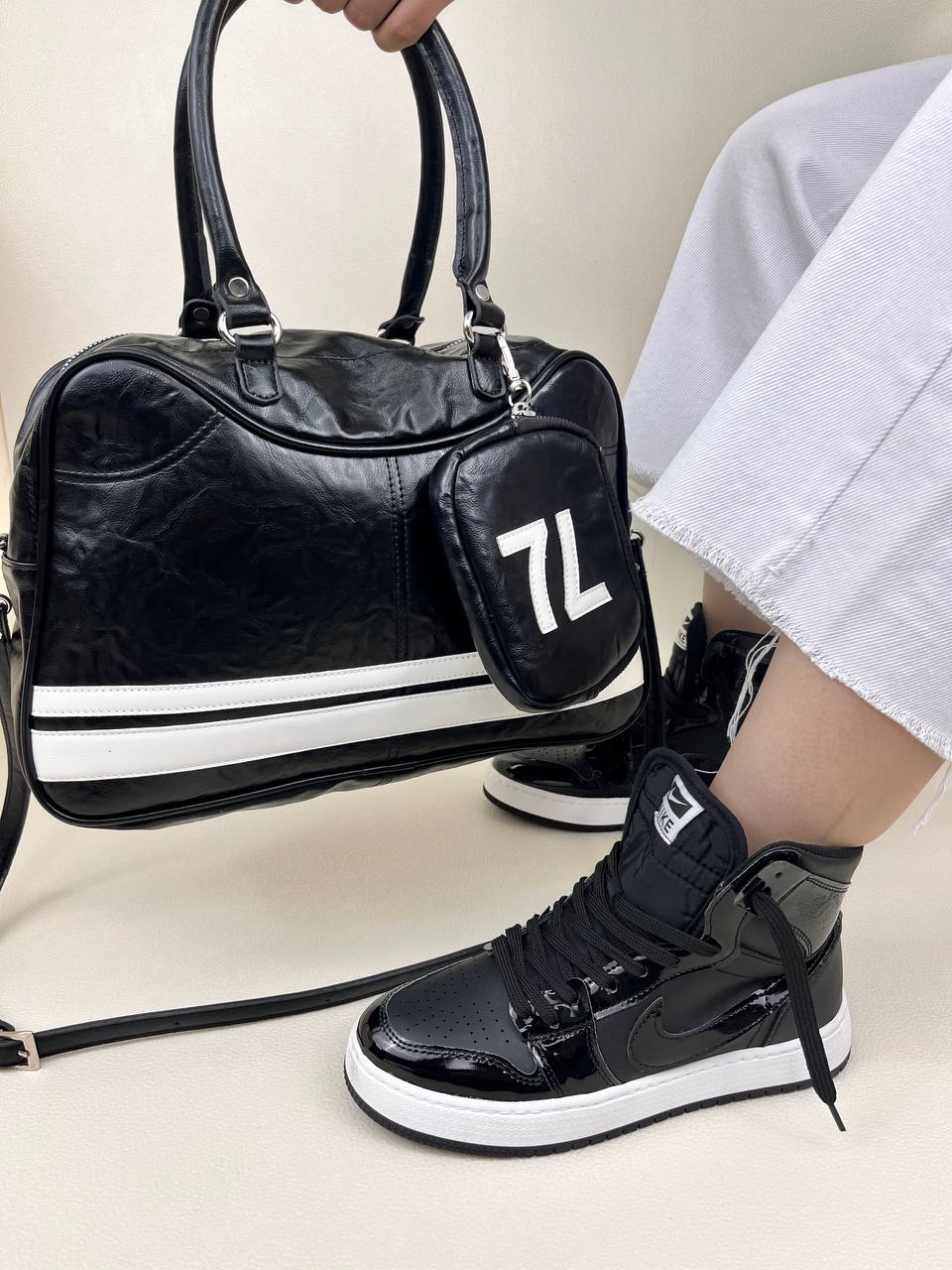 کتونی ساقدار زنانه نایک جردن 1 nike jordan1 کد 912