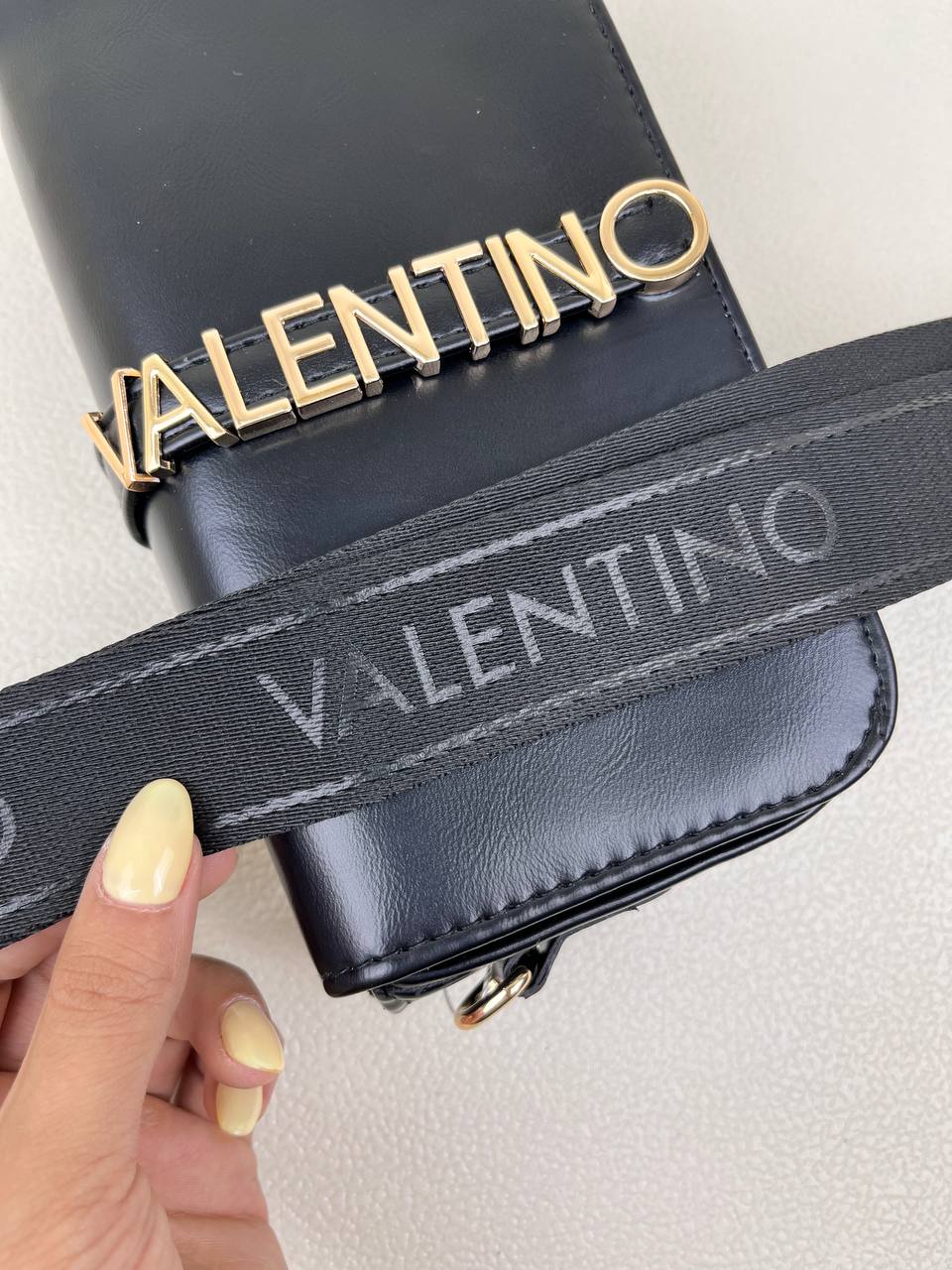 کیف زنانه پاسپورتی والنتینو VALENTINO کد 1595