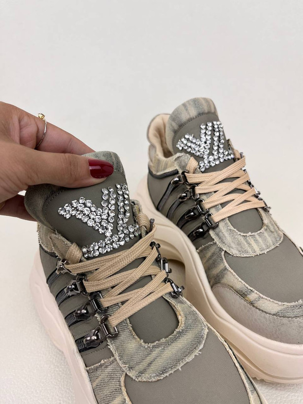 کتانی زنانه لژدار بغل زیپی نگین لویی ویتون louis vuitton
