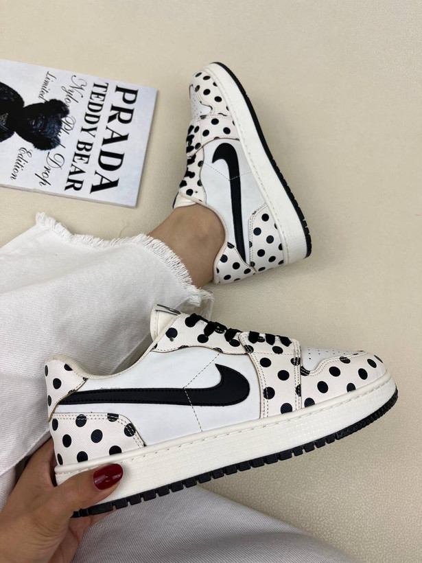 کتانی ونی خالدار ایر فورس نایک کوتاه NIKE limitted edation کد 950