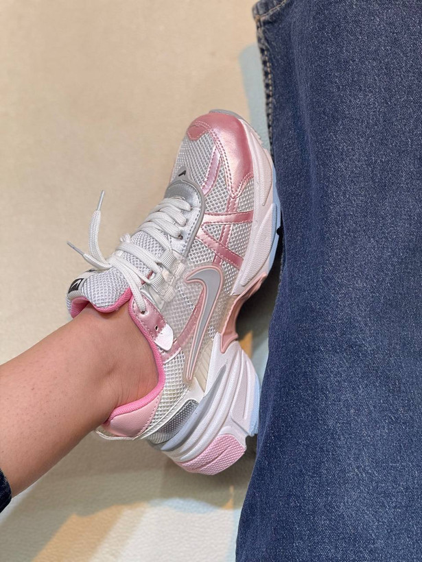کتونی زنانه نایک وی تو کی nike V2K Run Womans کد 1144