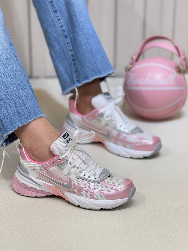 کتونی زنانه نایک وی تو کی nike V2K Run Womans کد 1144