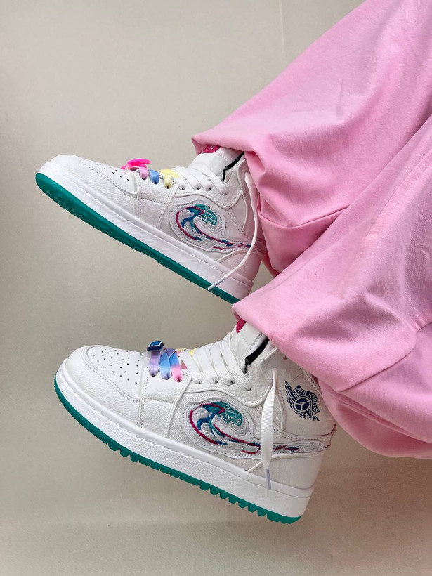 کتونی ونس زنانه ساقدار باربی ایر جردن وان air jordan 1 sample barbie کد 912