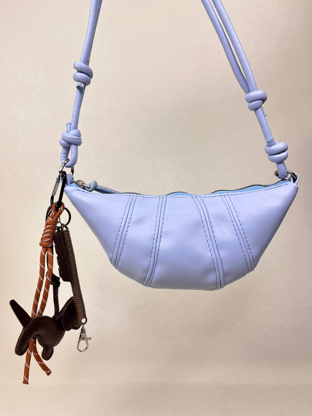 کیف پاسپورتی زنانه زارا طرح کروسان ZARA کد 1534