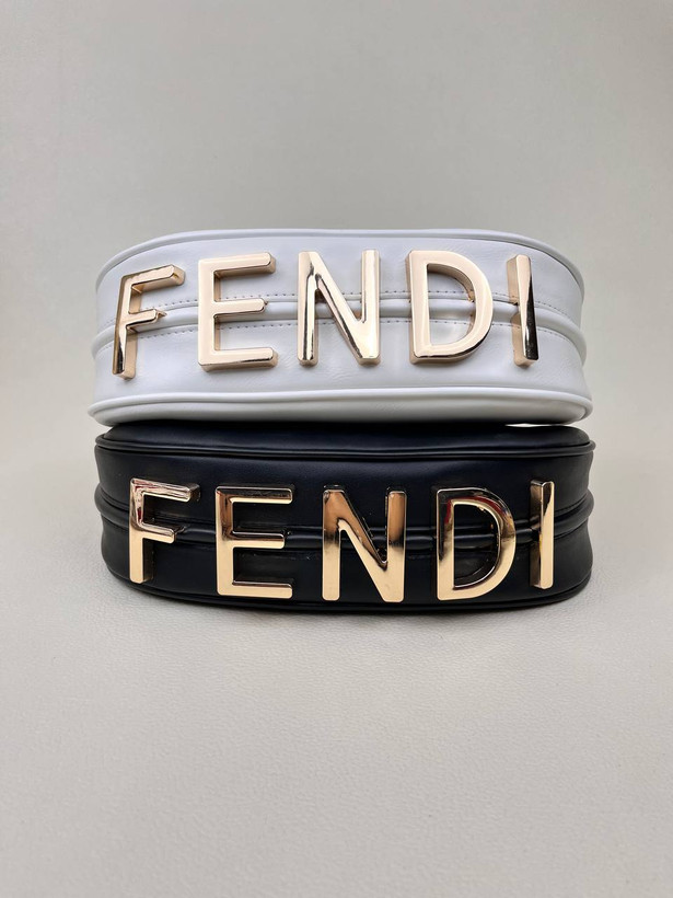 کیف زنانه پاسپورتی فندی وارداتی Fendi کد 1346