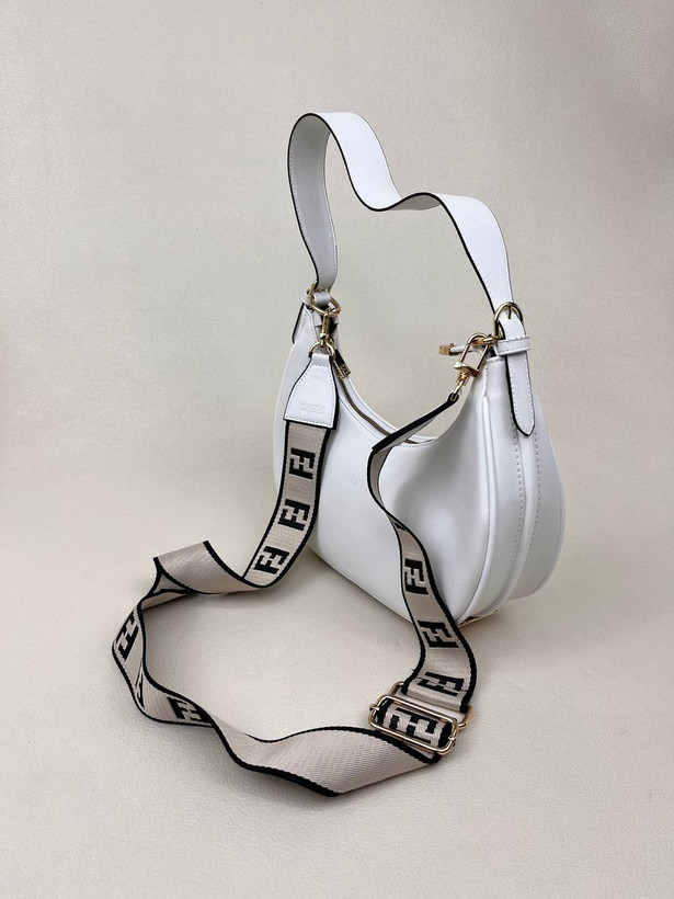 کیف زنانه پاسپورتی فندی وارداتی Fendi کد 1346