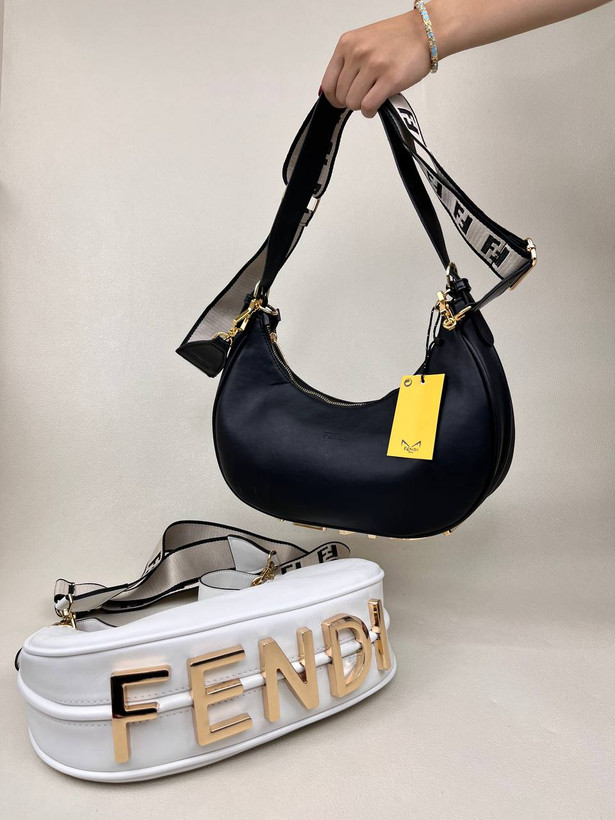 کیف زنانه پاسپورتی فندی وارداتی Fendi کد 1346