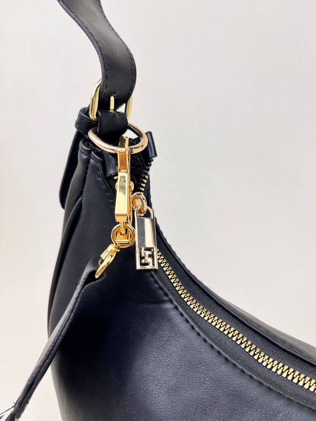 کیف زنانه پاسپورتی فندی وارداتی Fendi کد 1346