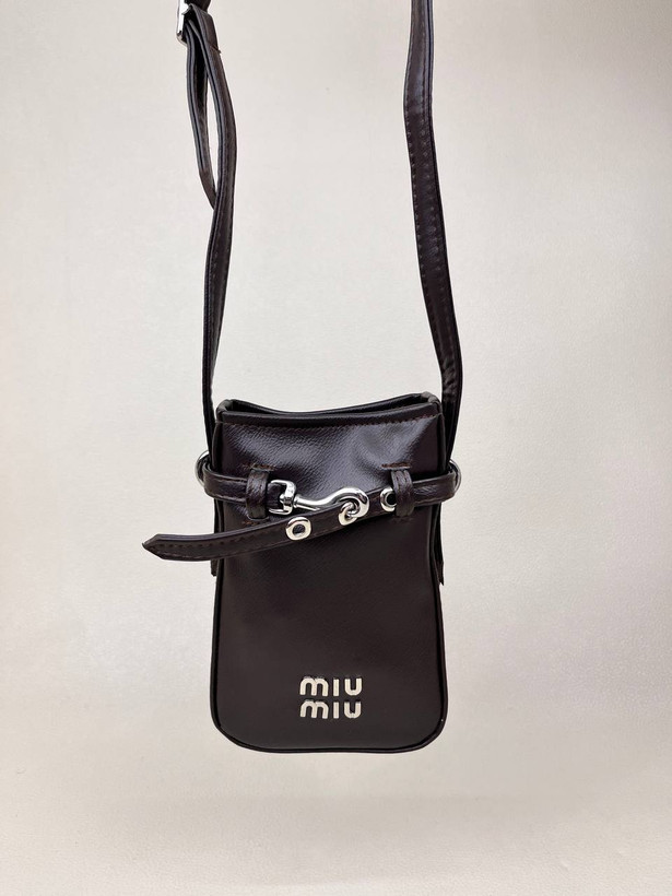 کیف زنانه پاسپورتی میو میو رو سگک MIU MIU کد 1651