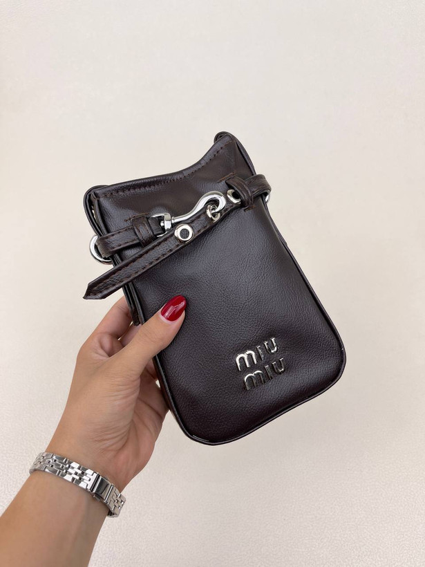 کیف زنانه پاسپورتی میو میو رو سگک MIU MIU کد 1651