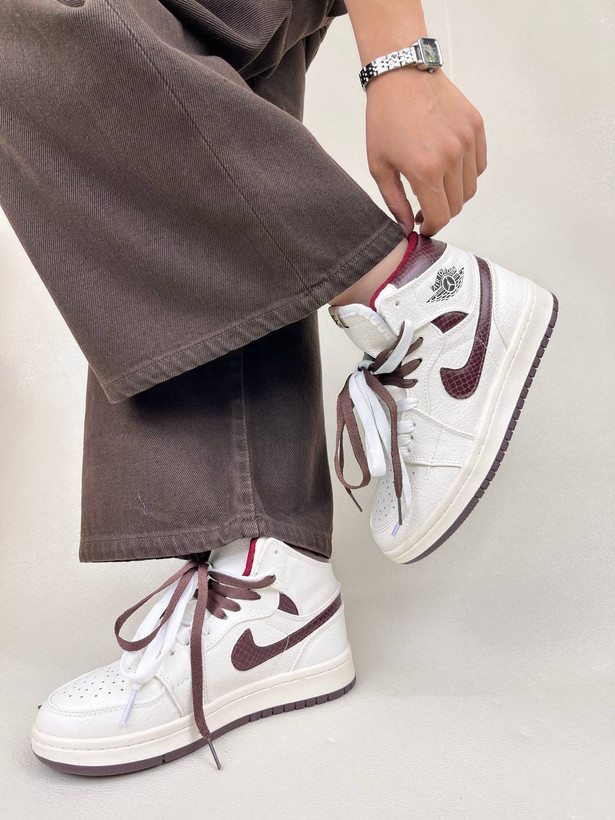 کتونی ونس زنانه ساقدار ایر جردن 1 اما مانیر 1 NIKE AIR JORDAN کد 912