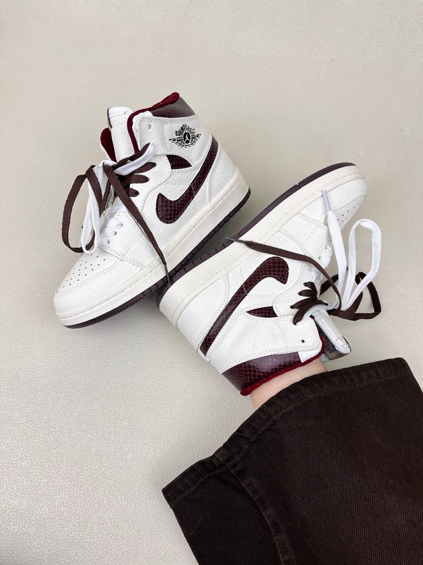 کتونی ونس زنانه ساقدار ایر جردن 1 اما مانیر 1 NIKE AIR JORDAN کد 912