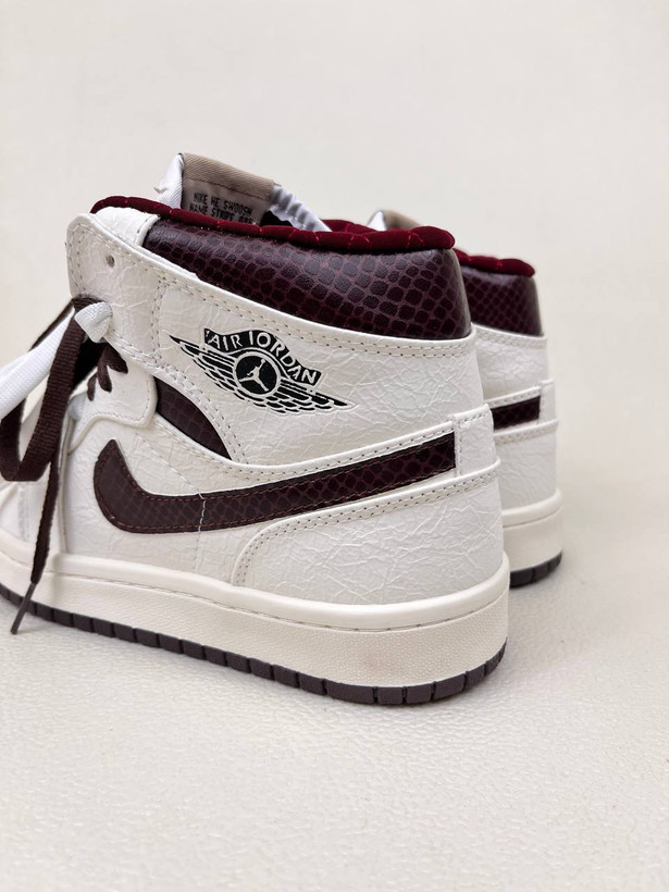 کتونی ونس زنانه ساقدار ایر جردن 1 اما مانیر 1 NIKE AIR JORDAN کد 912