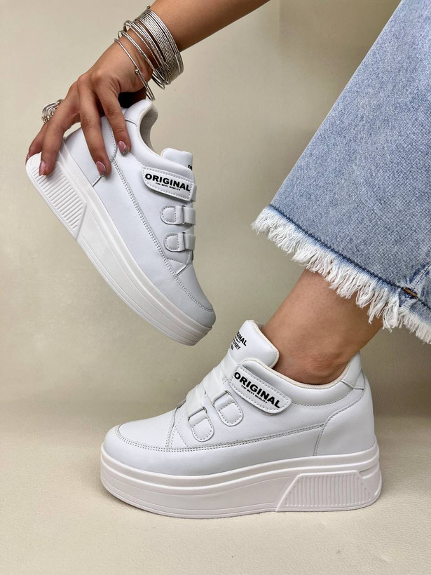 کتونی زنانه لژ مخفی همتا 8 سانت فشیون بند کشی FASHION کد : 250