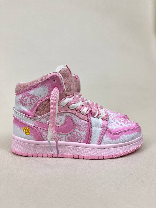کتونی ساقدار زنانه ساقدار ایر جردن 1 فلامینگو 1 NIKE AIR JORDAN کد 912