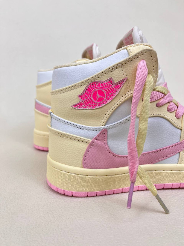 کتونی ساقدار زنانه ایر جردن وان لو اسکات تراویس نایک AIR jordan 1 low Travis Scott کد 912
