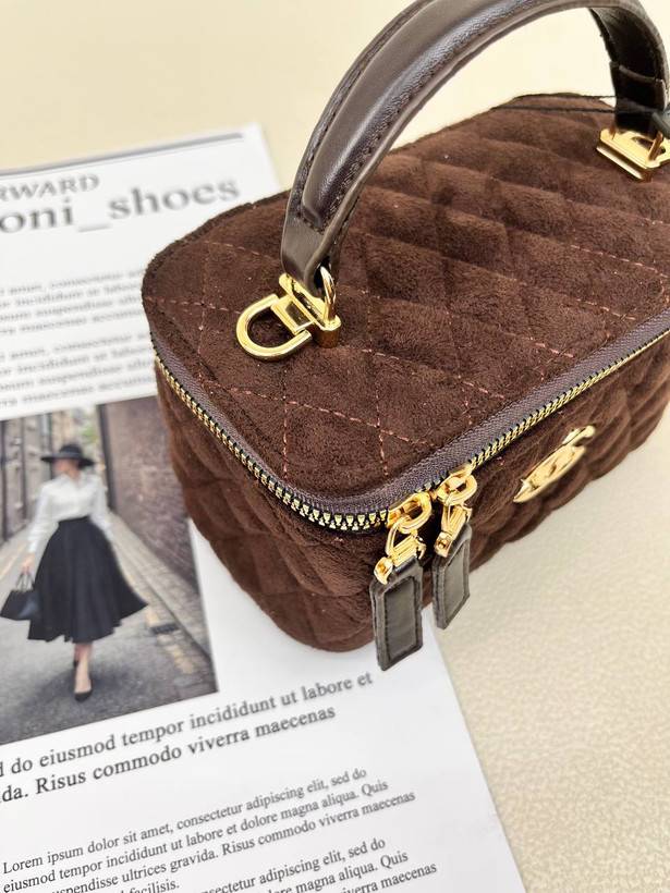 کیف زنانه باکسی دوختی آینه دار شنل CHANEL کد 1670