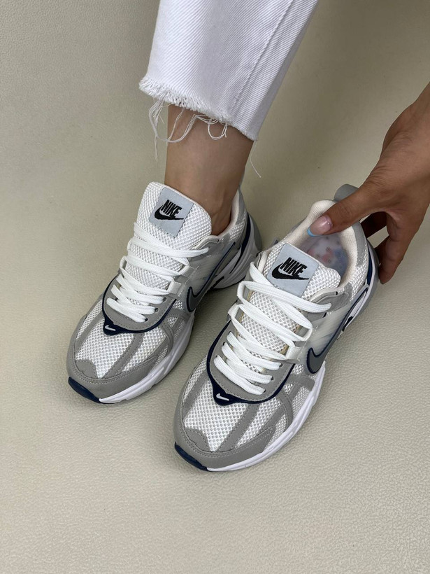 کتونی ونس زنانه نایکی وی تو کی راننینگ NIKE V2K RUNNING کد 1144