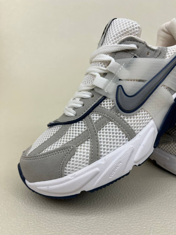 کتونی ونس زنانه نایکی وی تو کی راننینگ NIKE V2K RUNNING کد 1144