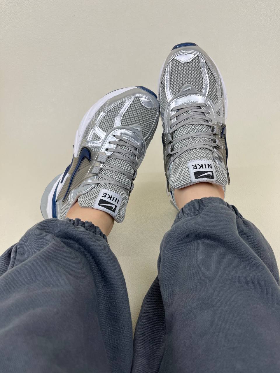 کتونی ونس زنانه نایکی وی تو کی راننینگ NIKE V2K RUNNING کد 1144